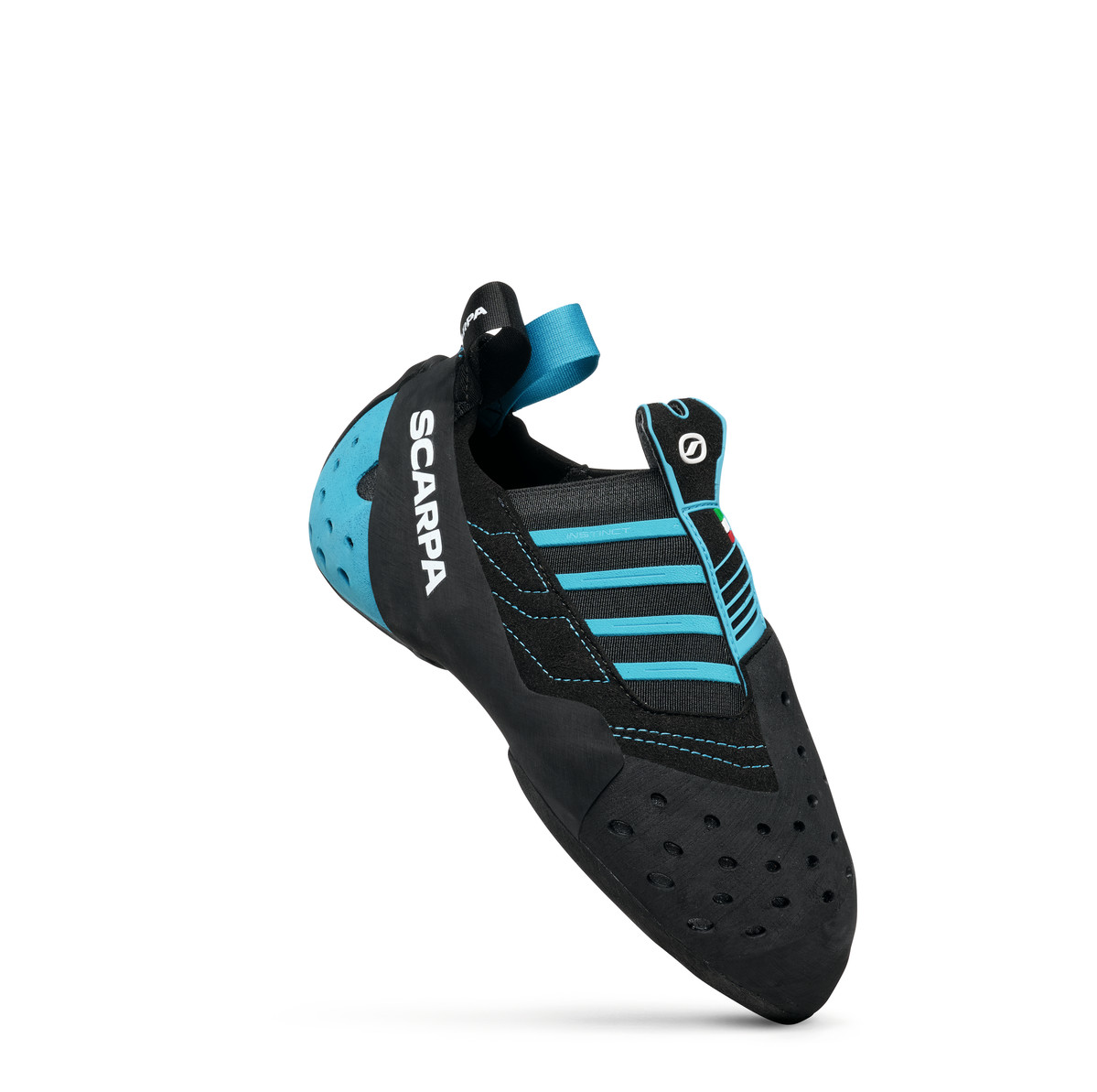 黒とアズールのSCARPA Instinct Sを上から見た写真。伸縮パーツとつま先のラバー