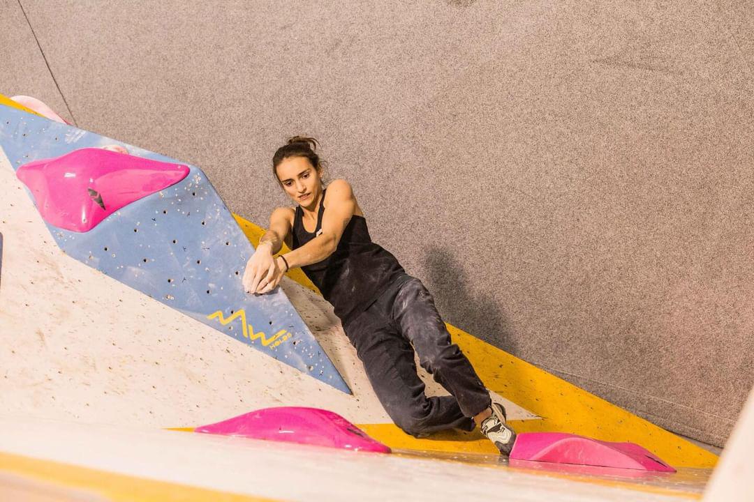 トリノ西側の市街地にある、大きなジム Escape Climbing Garden。