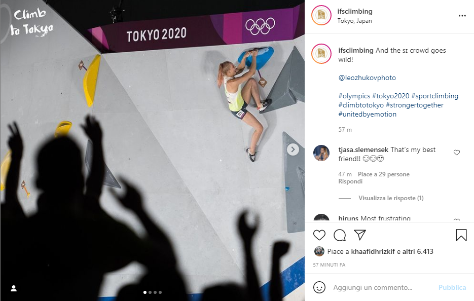 Tokyo 2020のボルダーで最終ホールドを取る選手。IFSCの投稿。