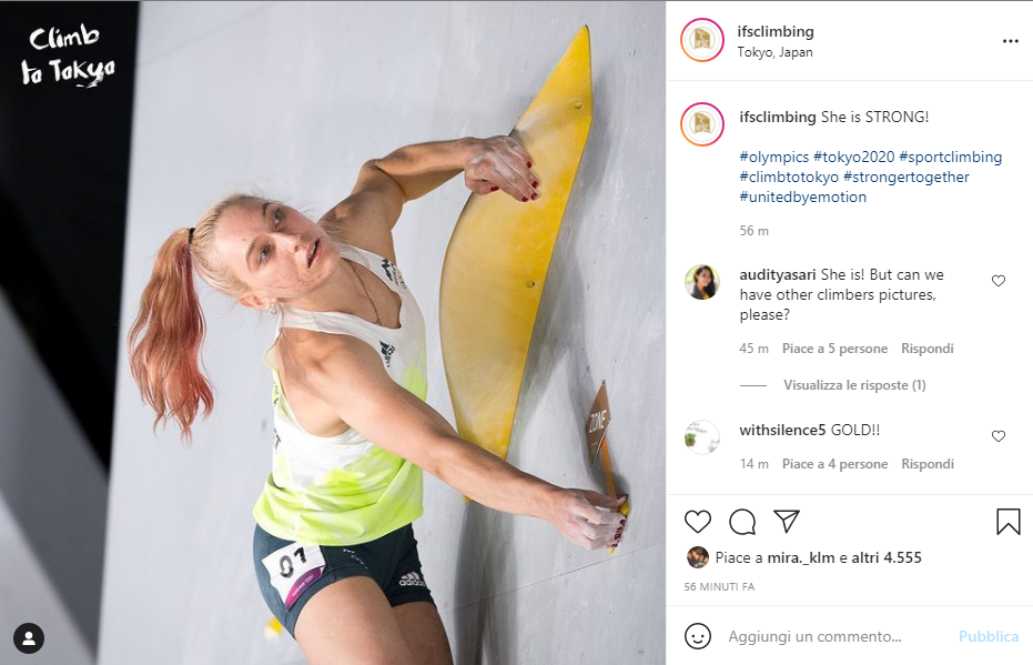 Tokyo 2020のボルダー壁の大きな黄色いホールドに取りつく選手を写したIFSCの投稿画面