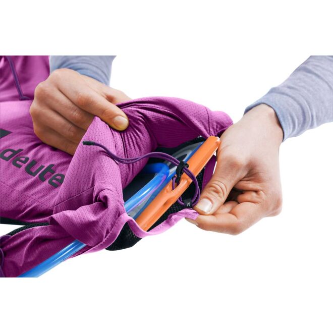 Deuter Traick 9 SL women's trail running backpack
