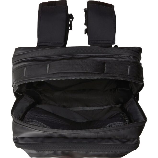 The North Face Base Camp Voyager Daypack カジュアルバックパック