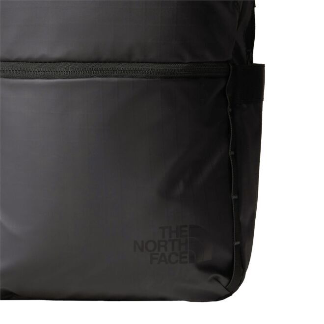 The North Face Base Camp Voyager Daypack カジュアルバックパック