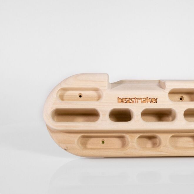Beastmaker 1000 - ブナのクライミングトレーニング用ボード