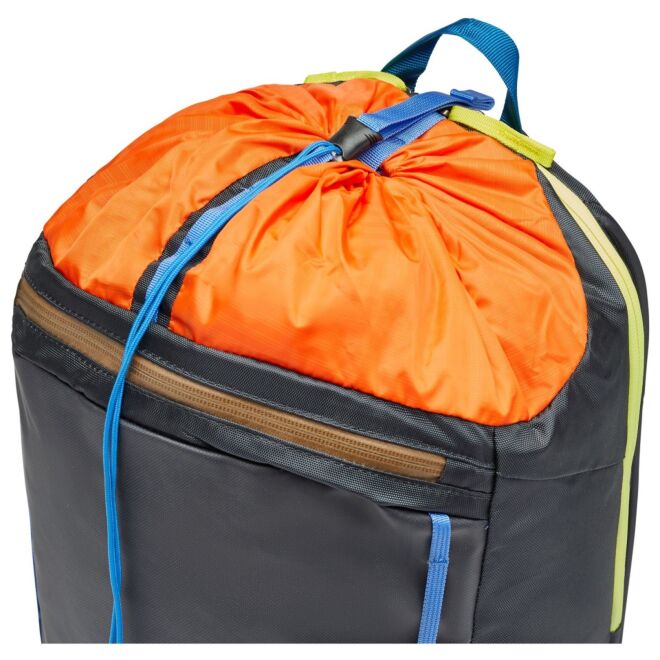 Cotopaxi Moda 20L Backpack 自由時間用バックパック PCポート付き