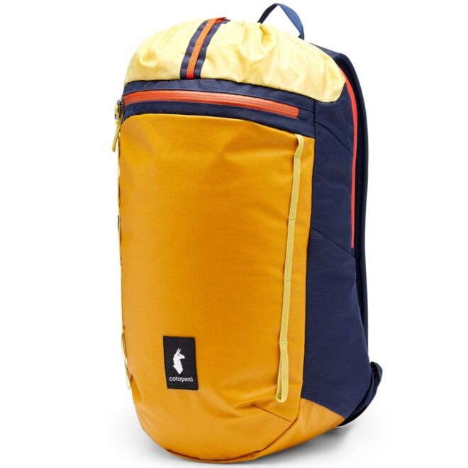 Cotopaxi Moda 20L Backpack 自由時間用バックパック PCポート付き