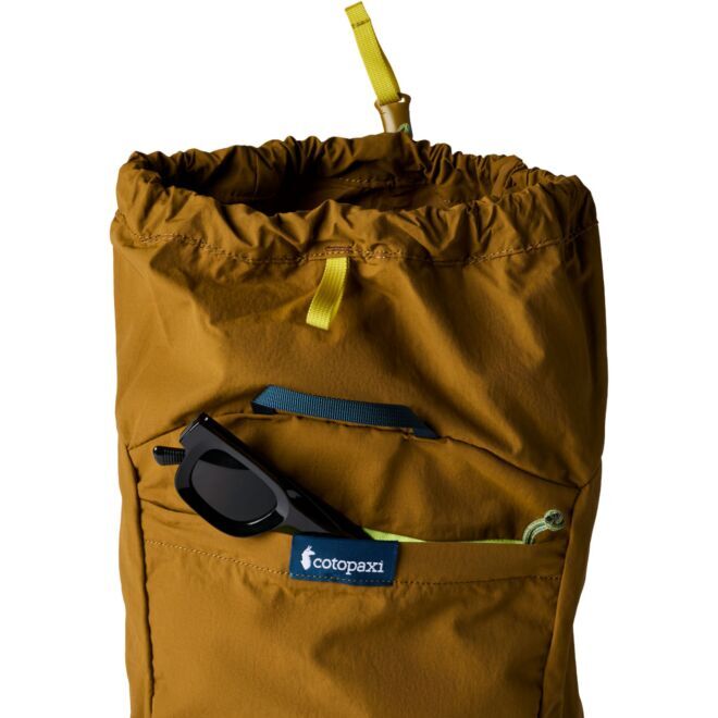 Cotopaxi Empacable 16L Daypack カジュアルバックパック