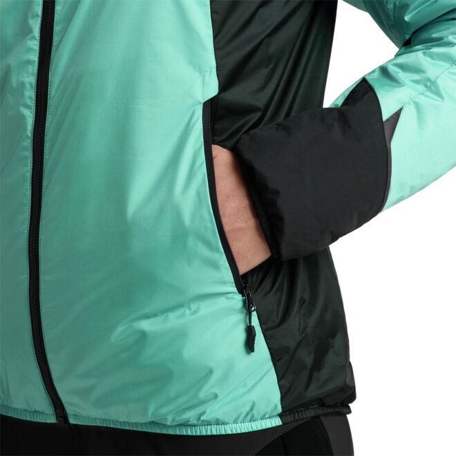 Montura Skisky Evo Hooded Jacket 女性用の保温ジャケット