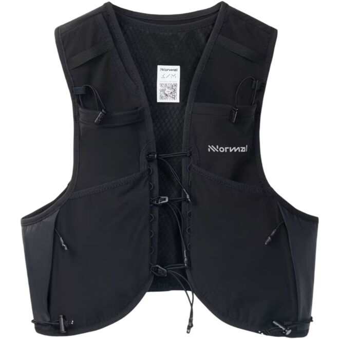 NNormal Race Vest トレイルランニング用ザック