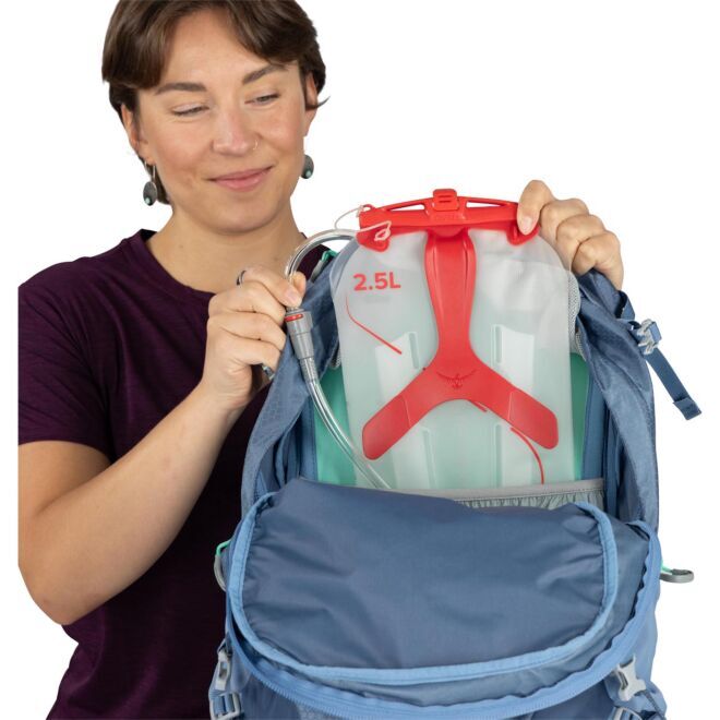 Osprey Sirrus 24 レディーストレッキングザック