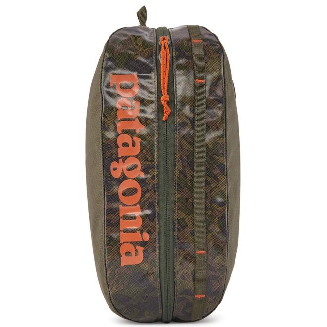 Patagonia Black Hole Cube Medium ビューティケース