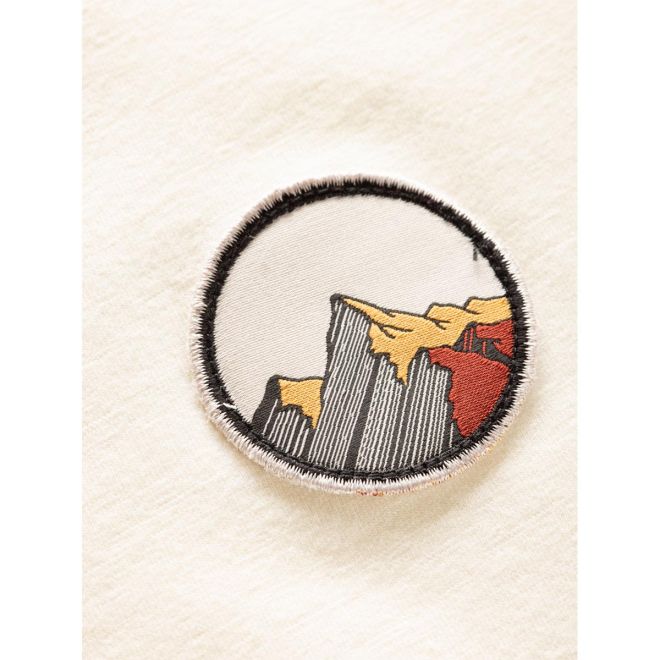 Chillaz Gandia Mountain Patch レディースTシャツ