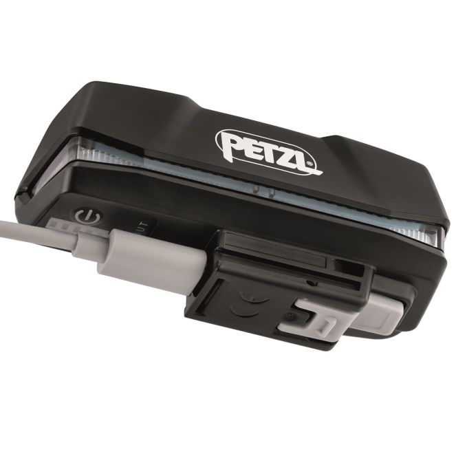 Petzl Nao RL ヘッドランプ