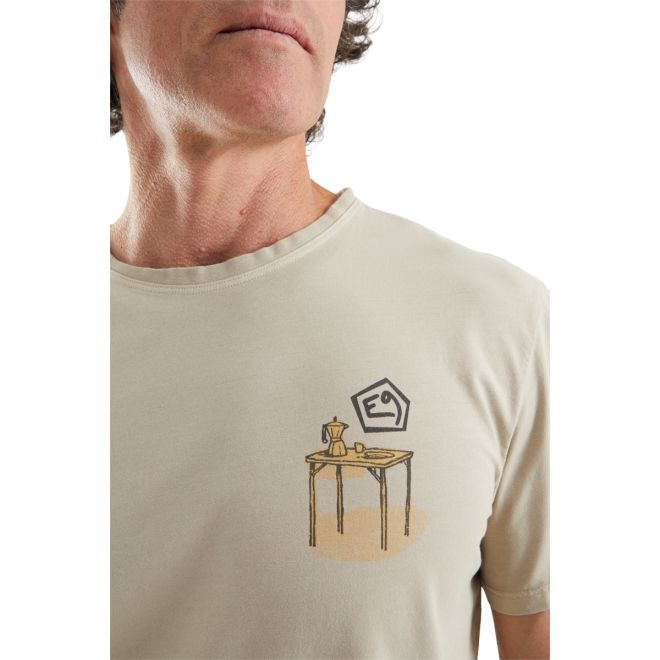 E9 Enove Table メンズ Tシャツ