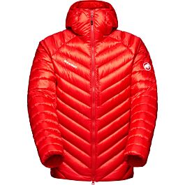 broad-peak-in-hooded-jacket-