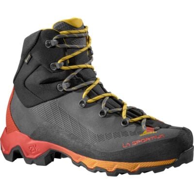 La Sportiva Aequilibrium Trek GTX トレッキングブーツ