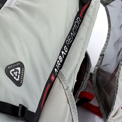 ARVA Airbag Tour 28 UL バックカントリー用エアバッグザック
