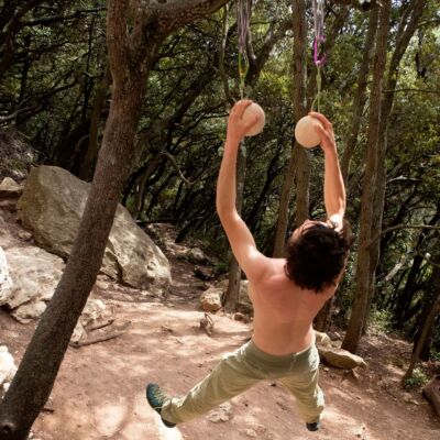YY Vertical Climbing Balls クライミングトレーニング用ボールのペア