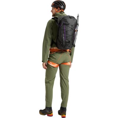 La Sportiva Challenger 28 Backpack アルパインバックパック