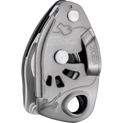 Petzl Neox アシストロック付きビレイデバイスとクライミングカラビナ