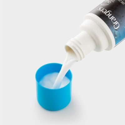 Grangers Wash + Repel Down 2 in 1 防水洗剤
