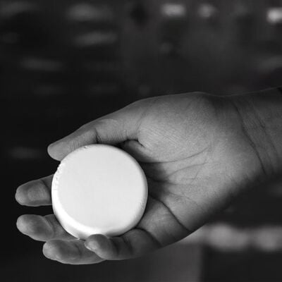 FrictionLabs The Chalk Disc Tube マグネサイトブロック