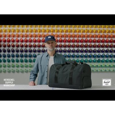 Herschel Novel Duffle Tech 旅行用ダッフルバッグ