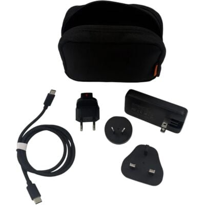 Xtorm 65Wファストトラベルチャージャー + ケーブル + エッセンシャルバッグ ポータブルチャージャー