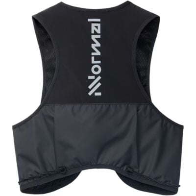 NNormal Race Vest トレイルランニング用ザック