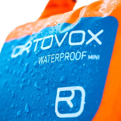 Ortovox First Aid Waterproof Mini 救急キット