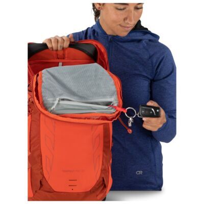 Osprey Tempest Pro 30 トレッキングと登山用バックパック