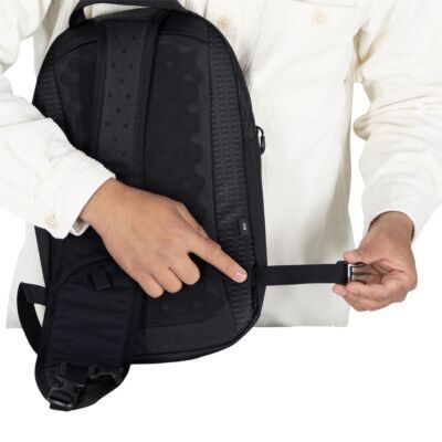 Osprey Quasar Sling ワンショルダーバックパック