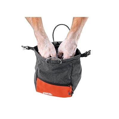 Petzl Sakab ボルダリング用チョークバッグ
