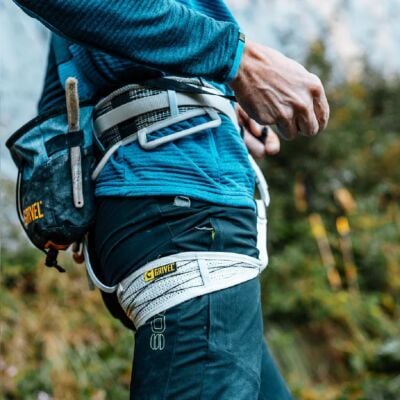 Grivel Levante アルパインクライミングおよびスキー登山用ハーネス