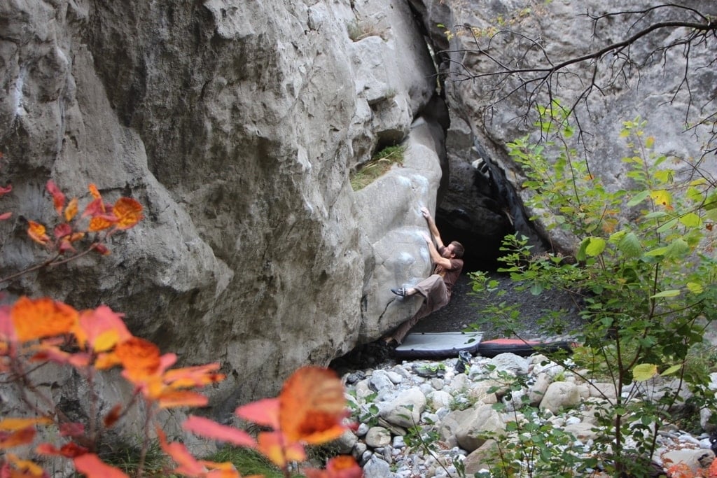 Arrampicata boulder Triora